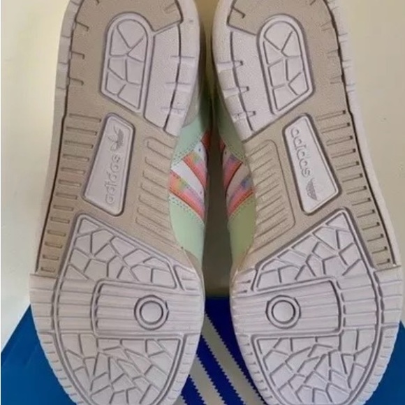 Adidas rivalry tie dye sneakers - Picture 3 of 6